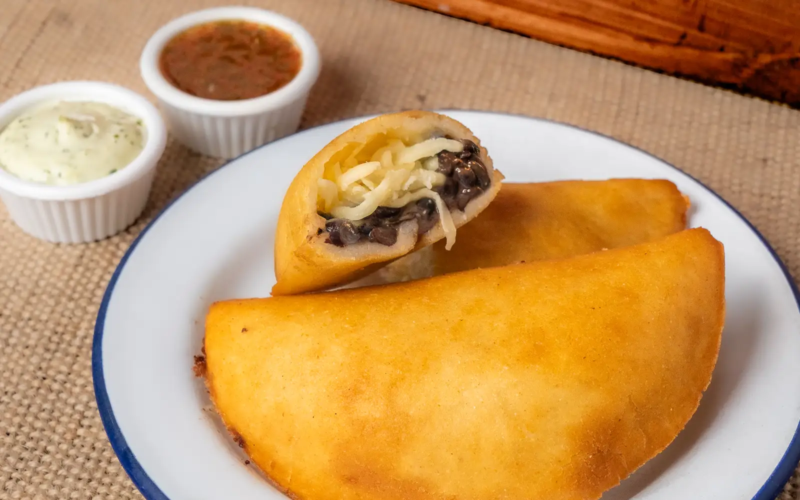 Empanada Dominó